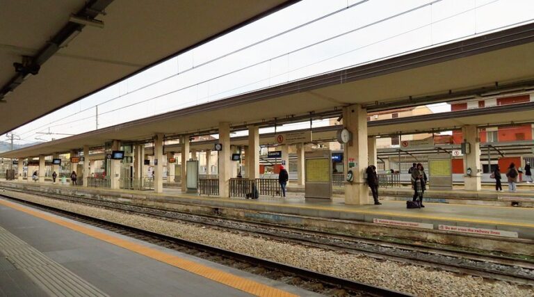 scorcio-delle-banchine