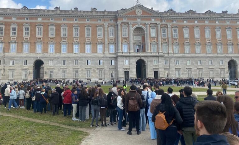 Reggia-Caserta-per-Domenica-al-Museo