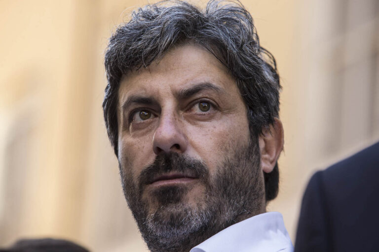 PIAZZA MONTECITORIO, MANIFESTAZIONE CONTRO LA FIDUCIA SUL ROSATELLUM