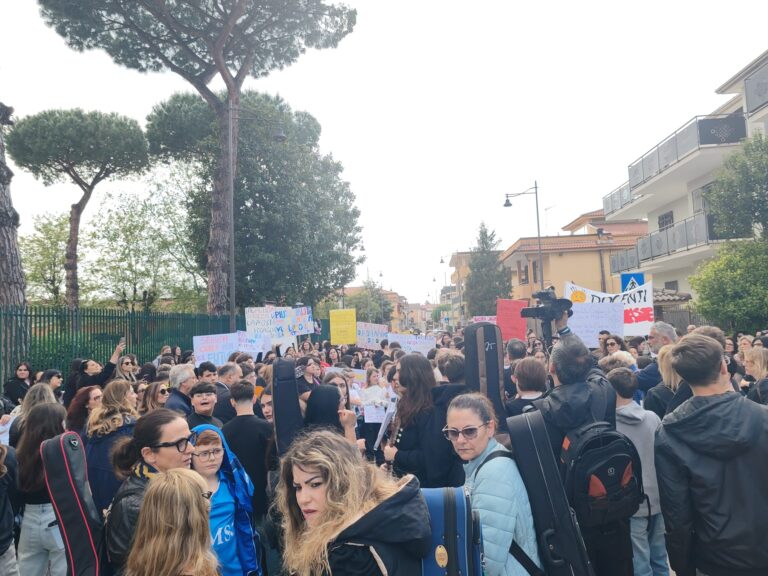 62eb9516-774d-4a7d-a6ba-4ec892ef88d6