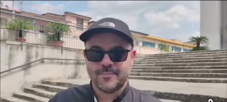 9cd13511-5726-4d50-8af8-04cfc6ee2f7c