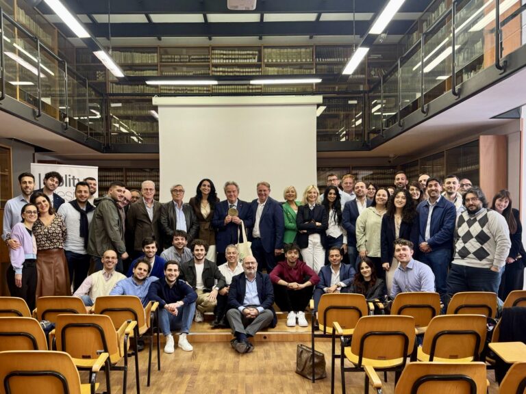 Polity Felicori gruppo