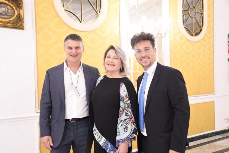 Renato Morrone- Annamaria Colao - Daniele Grumiro (1)