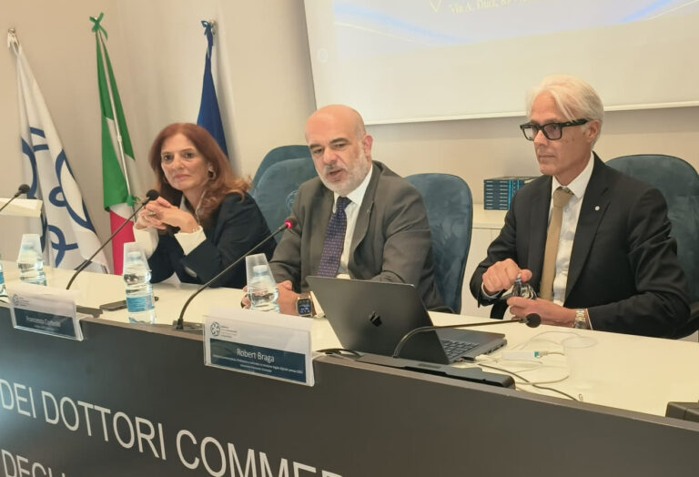 Odcec Napoli Nord (da sinistra Rosa D'Angiolella, Francesco Corbello e Robert Braga)