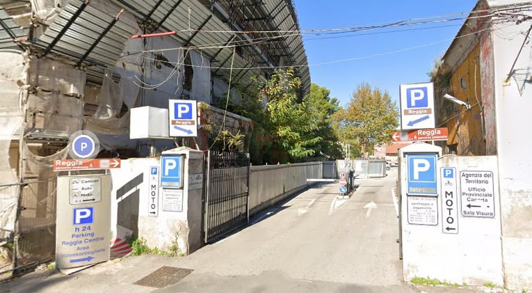 caserta-parcheggio-pollio
