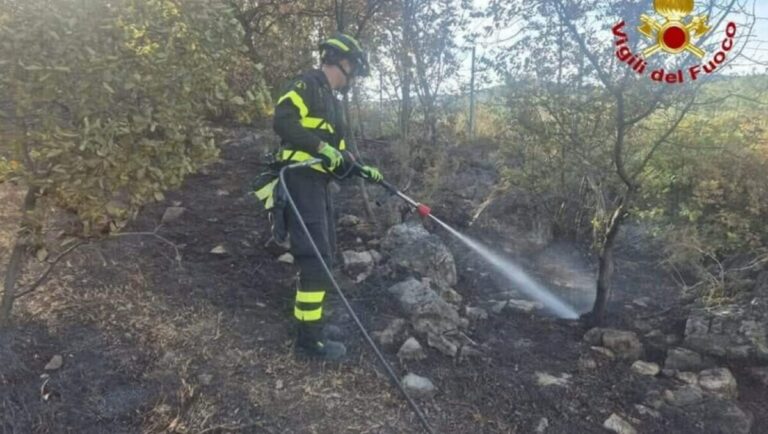 Incendio-Caserta-1200x678